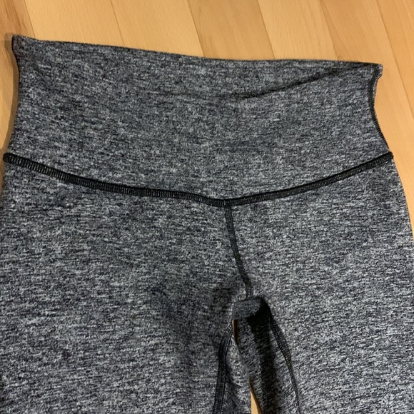 Lululemon Wunder Under Heathered Black & Grey Low-Rise leggings - size 4 - Picture 5 of 16